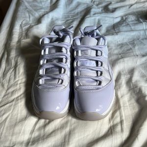 Jordan Retro 11 Low Pure Violet